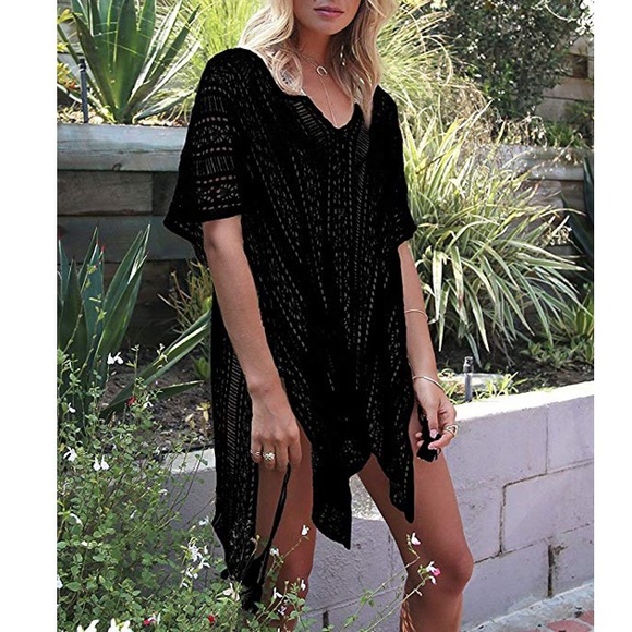 Beautiful woman cover up - Picture 4 of 8